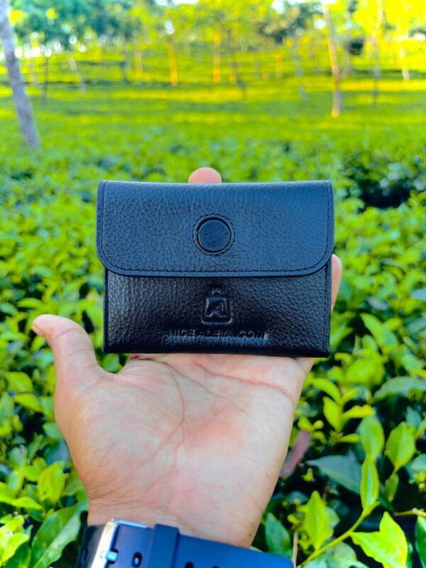 Nice leathar Signature Hide – Crafted Cow Leather Card Holder - Image 3